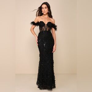 LULU’S MIDNIGHT SPARKLE EMBROIDERED FEATHER BUSTIER MAXI DRESS